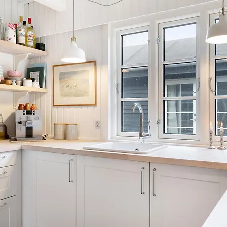Дом отдыха Stunning In With Kitchen *